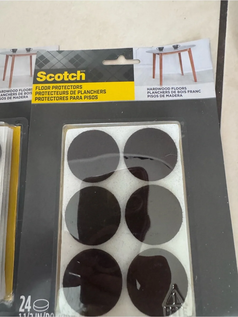 Scotch & 3M Command Home Protectors and Hooks - new bundle of 7
